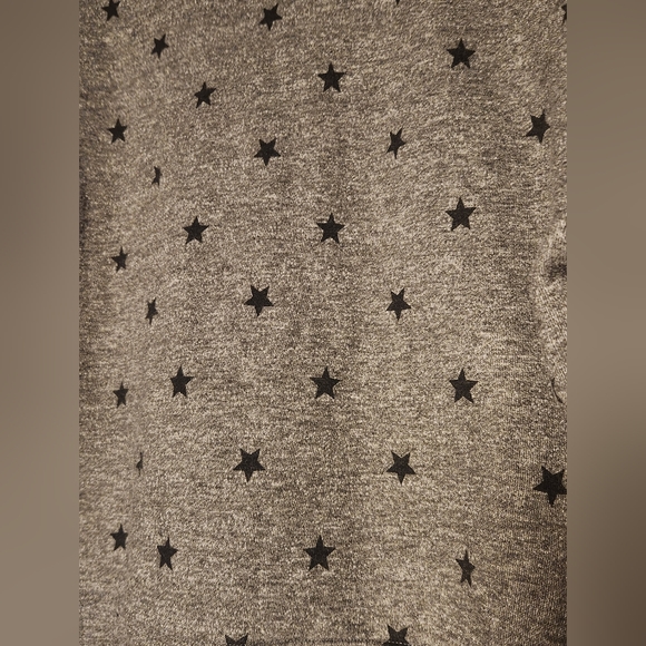 Flirtitude Gray Star Crop Top - Picture 5 of 7